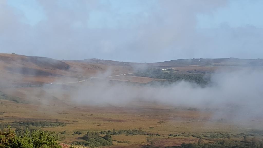 Sur La Route Des Myrtilles Villa Gouezec Ruang foto